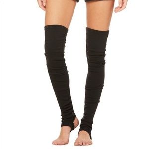 Alo Goddess leg warmers - Black s/m